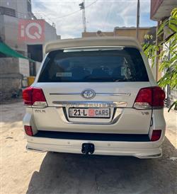 تويوتا لاندكروزر